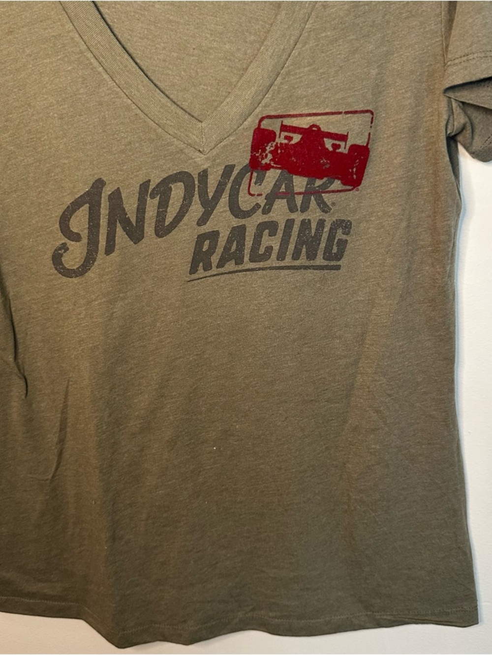 Indycar Racing Womens XL Olive Green V-Neck Velvet Textured Graphic T-Shirt - Picture 4 of 13